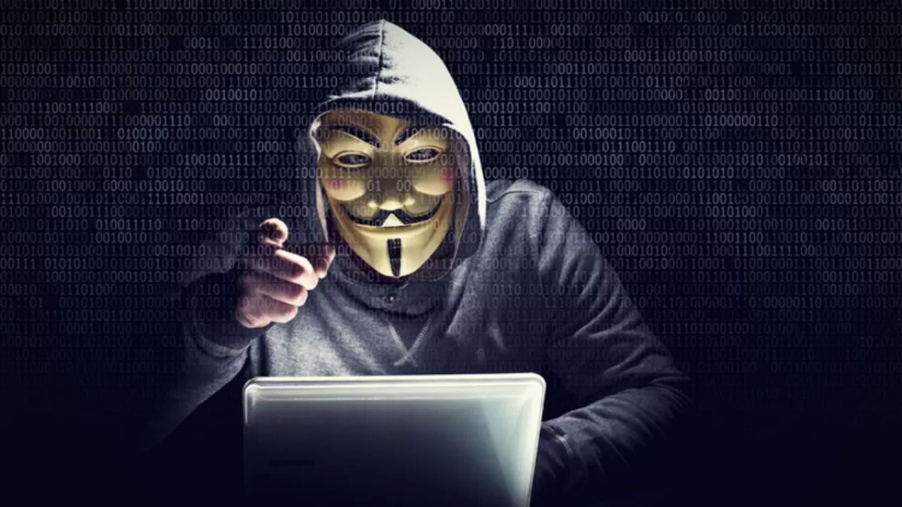 Хакеры Anonymous обещают 3 марта опустошить счета россиян в пользу Украины