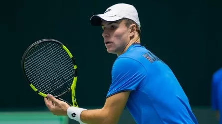 Теннисист Дмитрий Попко не смог выйти во второй круг турнира в Португалии