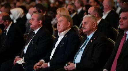 Нурсултан Назарбаев провел переговоры с президентом Турции