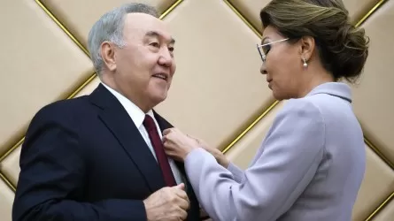 Кого из родственников Нурсултана Назарбаева "охраняет" неприкосновенность