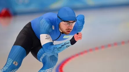Конькобежец Дмитрий Морозов стал первым в забеге на 500 метров на ЧМ по многоборью в Норвегии
