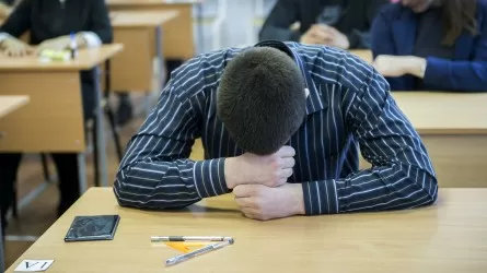 Почему казахстанские студенты не заканчивают обучение?
