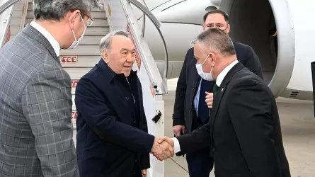 Нурсултан Назарбаев прибыл в Анталью для участия в дипломатическом форуме