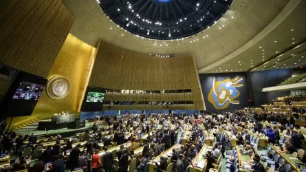 Генассамблея ООН одобрила резолюцию, призывающую к немедленному перемирию в Украине  