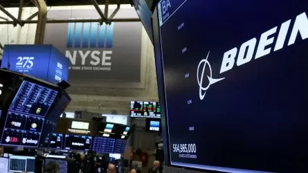Почему резко рухнули акции Boeing 