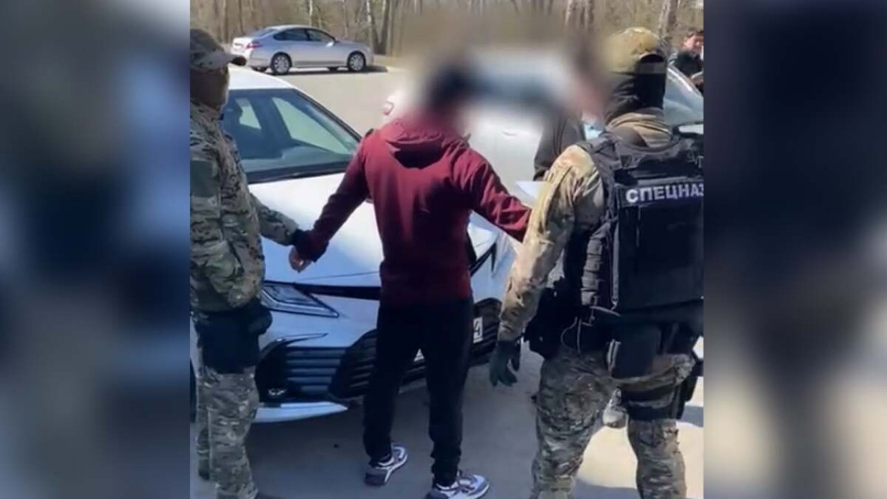 кнб. преступная группа. сергей корчагин оренбург авторитет. задержание ледара фото. задержание лидера.