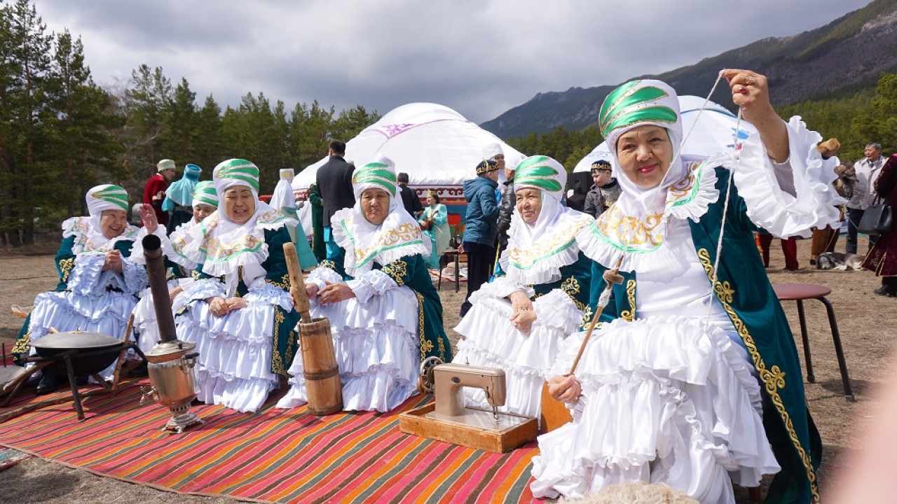 Наследие казахского народа. Духовное наследие предков. Картинка духовного наследия казахского народа.