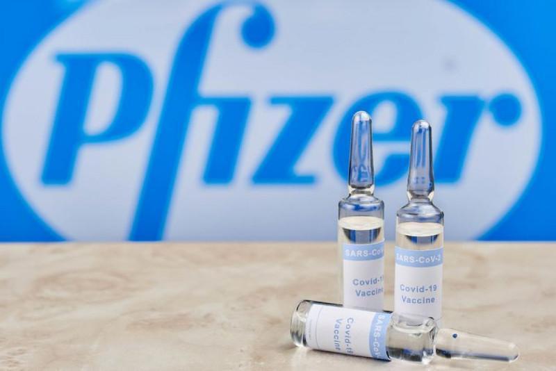 Қазақстанда 982 535 адам «Pfizer» вакцинасын салдырды  