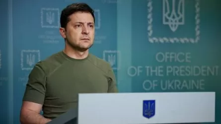 Зеленский предлагает продлить срок военного положения на Украине до 25 мая