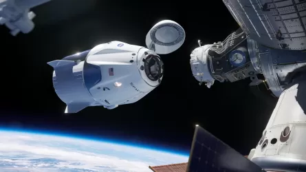 К МКС стартовал американский космический корабль с первым в мире коммерческим экипажем