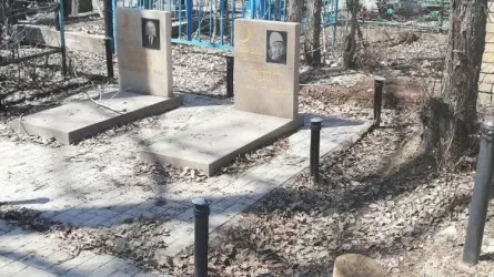 Десятки могил на кладбище в ВКО разграбили вандалы