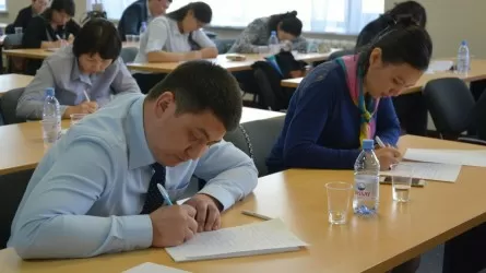 Учитель умер во время сдачи тестов в Алматы