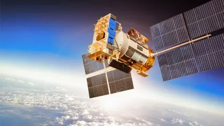 OneWeb в течение года начнет запускать спутники из Индии