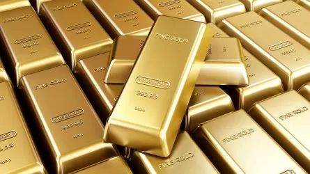 Золото дорожает четвертую сессию подряд на фоне рекордной инфляции в США