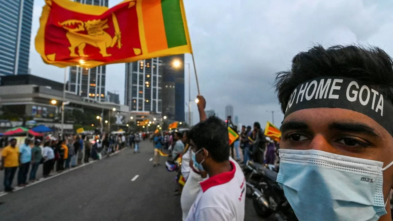 Шри-Ланкада коменданттық сағат ұзартылды
