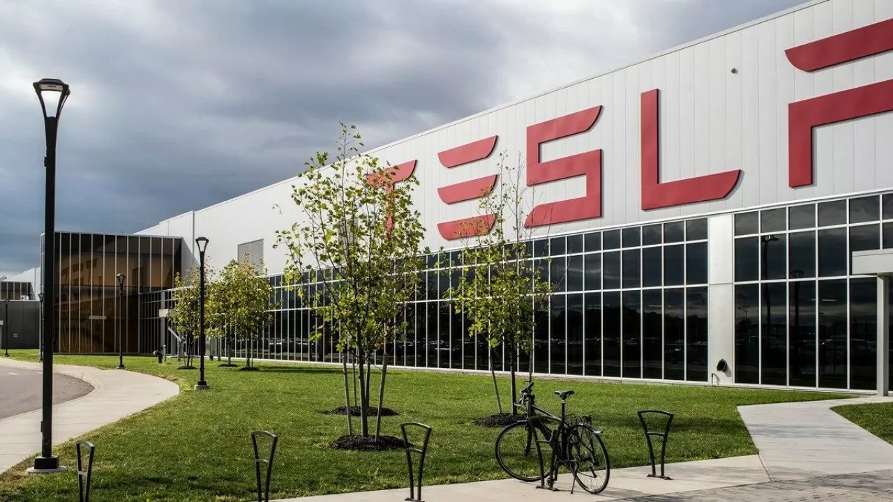 Tesla подтвердила планы на строительство второго завода в Шанхае