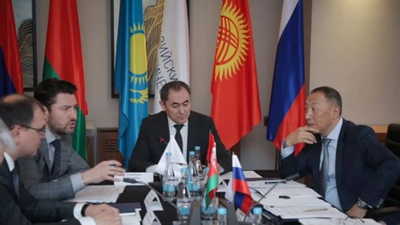 Министры энергетики стран ЕАЭС обсудили в Бишкеке неурегулированные положения общих рынков электроэнергии