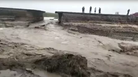 На 395 километре трассы Алматы – Өскемен идет ликвидации последствия паводков