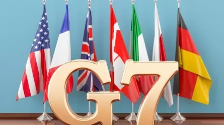 Лидеры стран G7 договорились работать над отказом от российской нефти