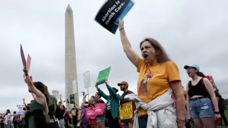 В США прошли многотысячные протесты сторонников права на аборт