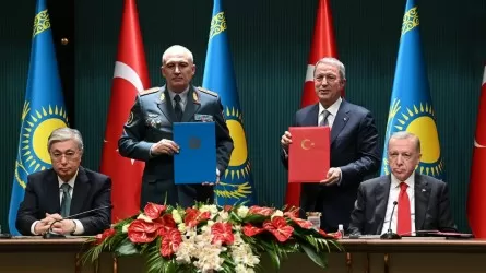 Подписаны соглашения о военном сотрудничестве между Казахстаном и Турцией