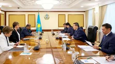 Представители ВОЗ встретились с премьер-министром Казахстана
