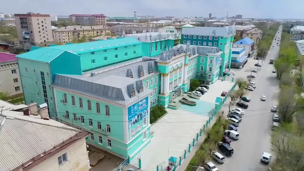 БҒМ: Қазақ-орыс халықаралық университеті заңнама талаптарын сақтамай отыр