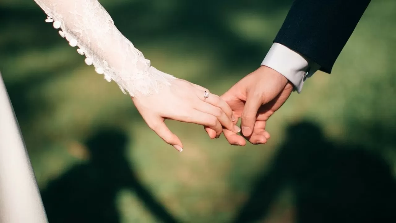 В Казахстане могут сократить сроки регистрации брака до 15 дней с момента подачи заявления