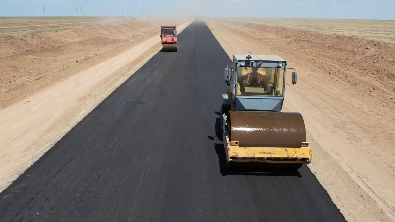  "КазАвтоЖол" назвал сроки реализации самых проблемных дорог в ЗКО