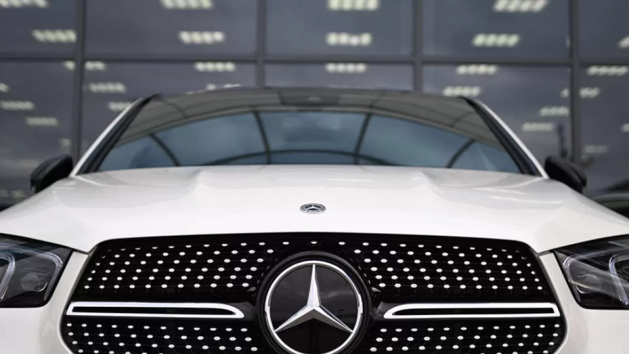 Mercedes-Benz отзывает миллион автомобилей из-за проблем с тормозами