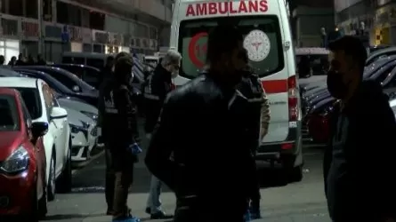 Три человека пострадали в результате вооруженного конфликта в Стамбуле