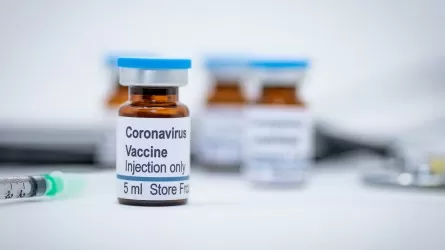 Две дозы вакцины против коронавируса больше не работают – правда или миф? 