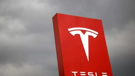 Tesla планирует провести сплит акций в пропорции 3:1