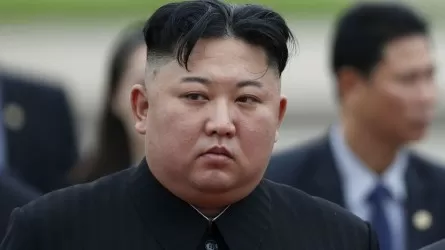 Ким Чен Ын приказал усилить обороноспособность страны  
