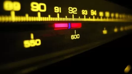 Российское радио взломали и включили украинский гимн и антивоенные песни