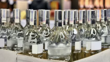 Предприятие оштрафовали за торговлю спиртной продукцией по заниженной цене в Семее