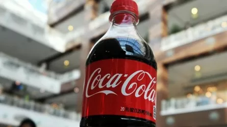 Coca-Cola предлагают россиянам продавцы из Казахстана на avito