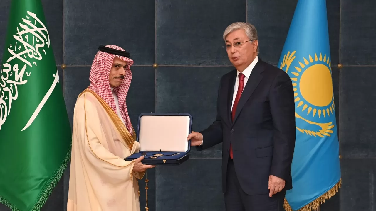 Токаев наградил Короля Саудовской Аравии орденом "Алтын Қыран"
