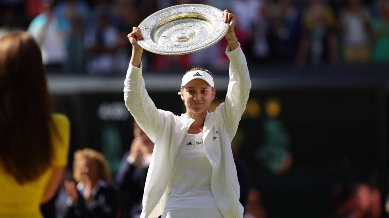 Победительница Уимблдона 2022. Рыбакина Wimbledon 2022. Награждение Елены Рыбакиной на Уимблдоне 2022.