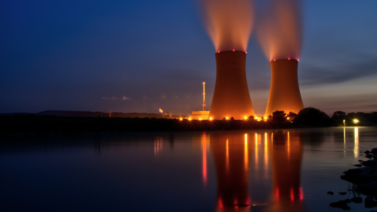 Казахстан изучает опыт Франции по развитию атомной энергетики