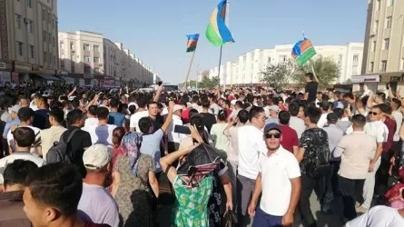 В Узбекистане создали комиссию для расследования беспорядков в Каракалпакии
