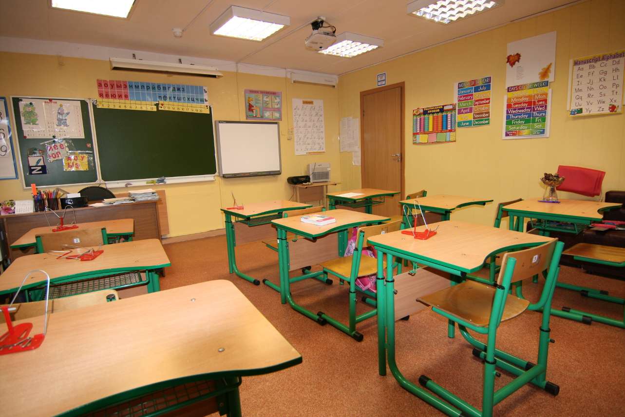 Дети в Жамбылской области вынуждены учиться в школе без столовой и библиотеки