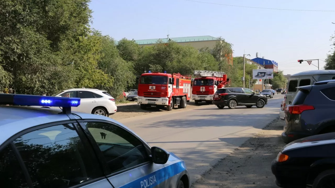 В Актобе "заминировали" здания судов  