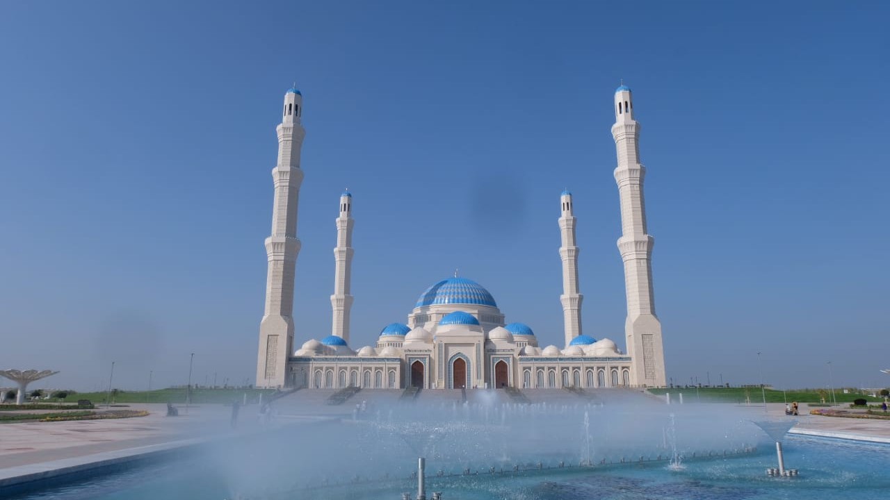 Эва Гриннің эротикалық фотосуреттері Порно актриса Лиа де Мэй