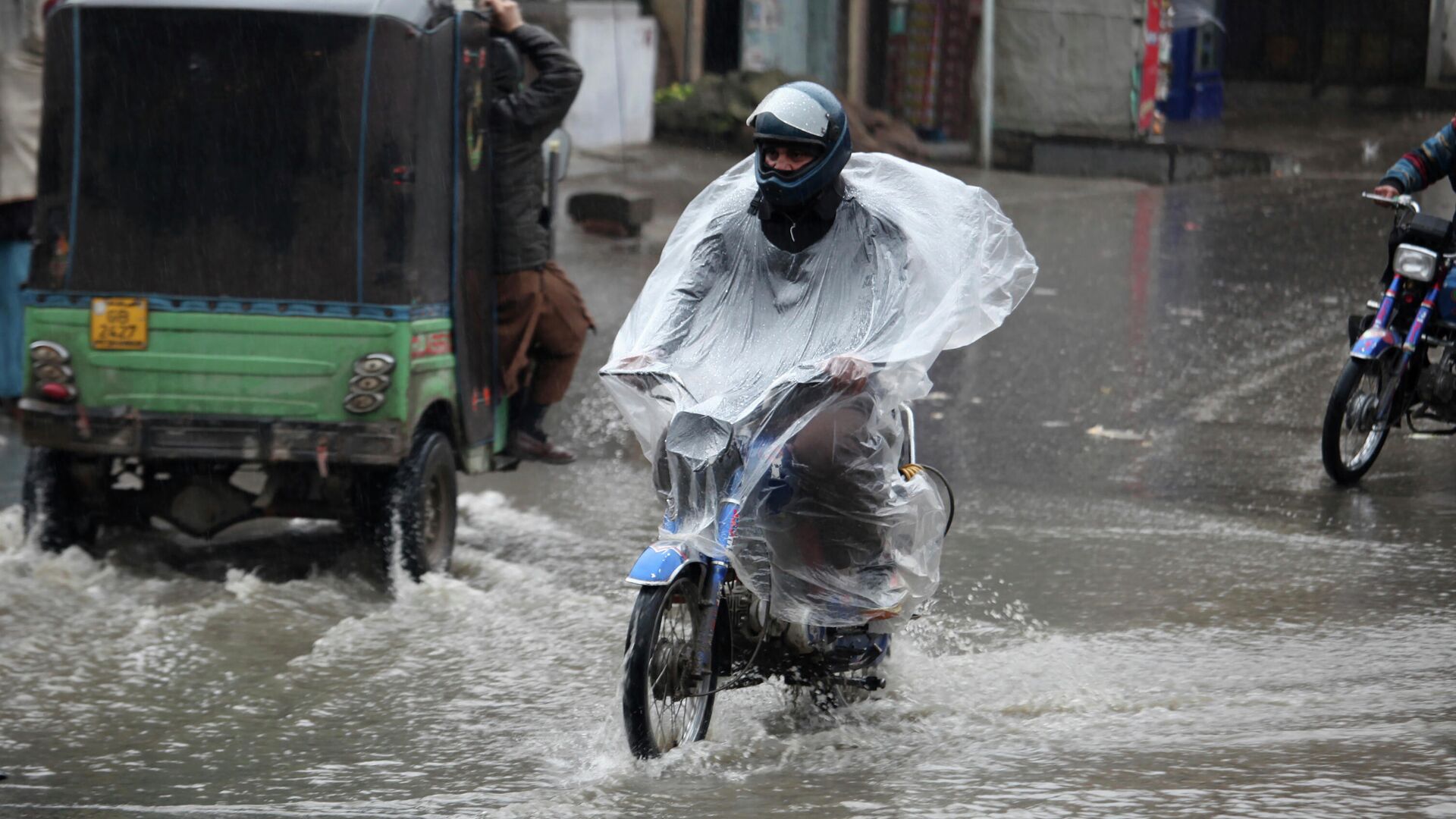 В Пакистане 14 человек погибли в результате ливней за сутки