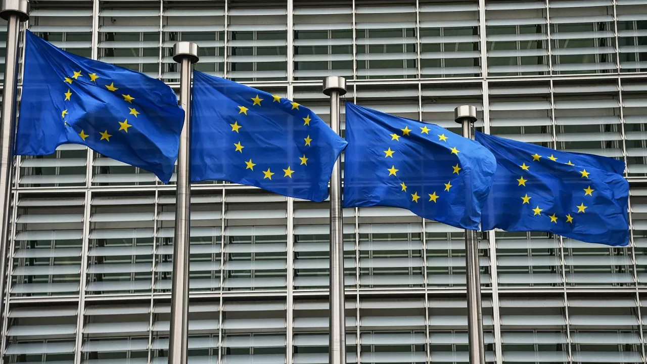 В Еврокомиссии заявили о необходимости проведения в ЕС реформы рынка электроэнергии в начале 2023 года