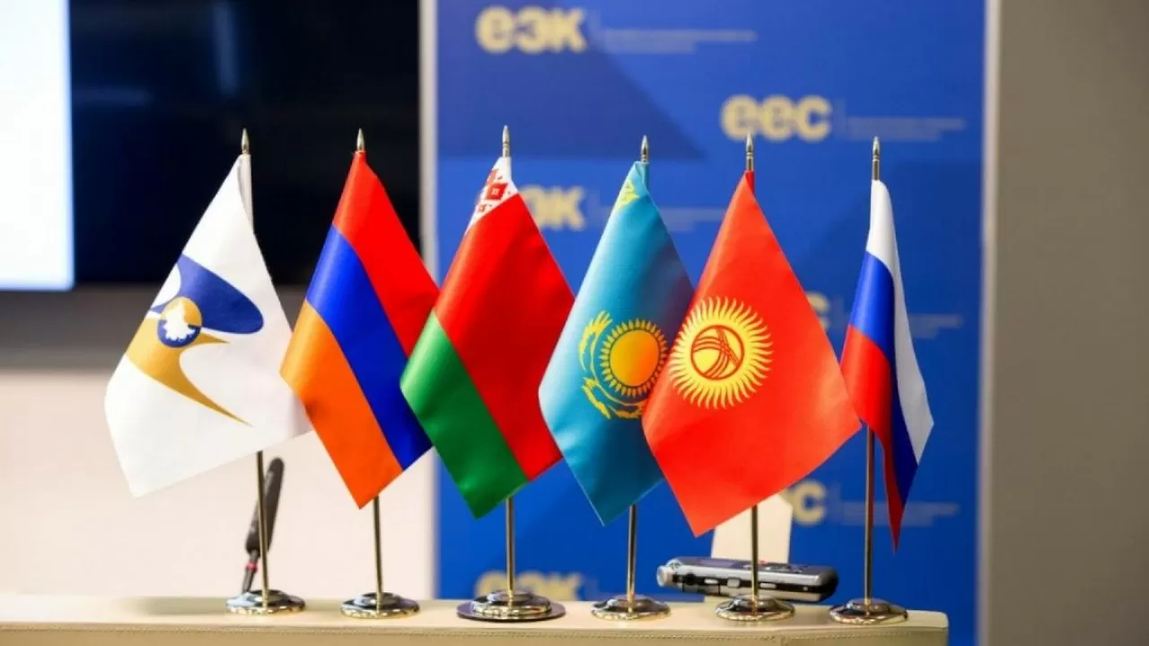 Большинство стран ЕАЭС перешли на оплату газа в рублях, а Казахстан нет  
