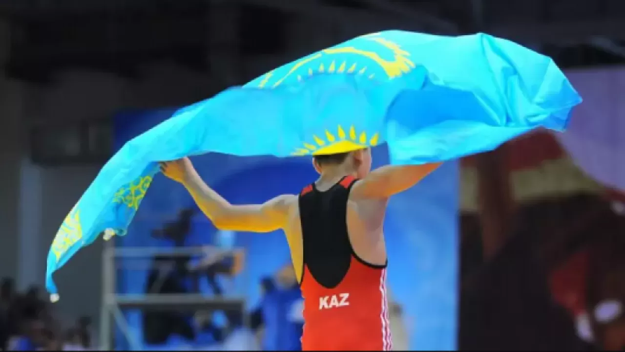 Казахстан завоевал второе золото на чемпионате мира U17 по вольной борьбе 