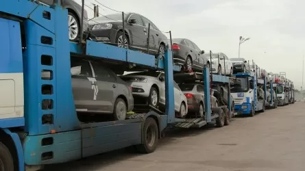 В Казахстане сбывают временно ввезенные машины из Азербайджана и Грузии