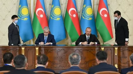 Президенты Казахстана и Азербайджана подписали Декларацию об укреплении стратегических отношений 